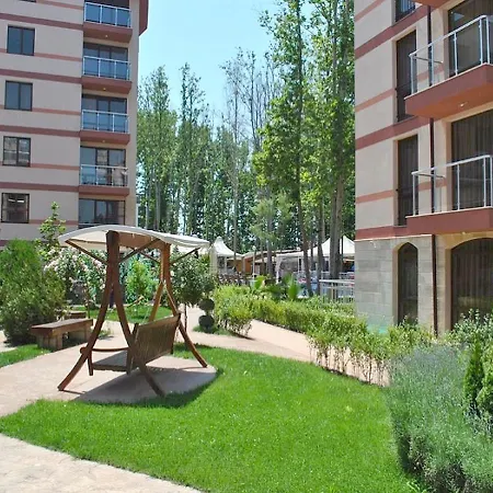 Апартамент Swimming Pool View Слънчев бряг