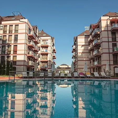 Апартамент Swimming Pool View Слънчев бряг